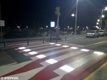Smart Pedestrian Crossing in the Port de L'Ampolla